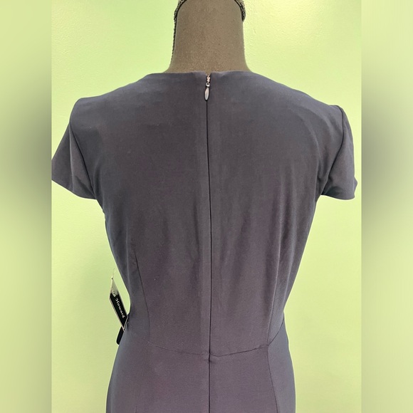 Jessica Howard surplice side ruffle dress in navy size 8. - Picture 4 of 6